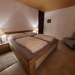 Komfort-ferienwohnung Auf Der Eulenburg 아파트 *