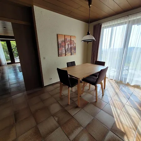 Apartment Komfort-ferienwohnung Auf Der Eulenburg Grafengehaig