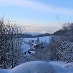 公寓 Komfort-ferienwohnung Auf Der Eulenburg Grafengehaig