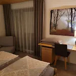 公寓 Komfort-ferienwohnung Auf Der Eulenburg *