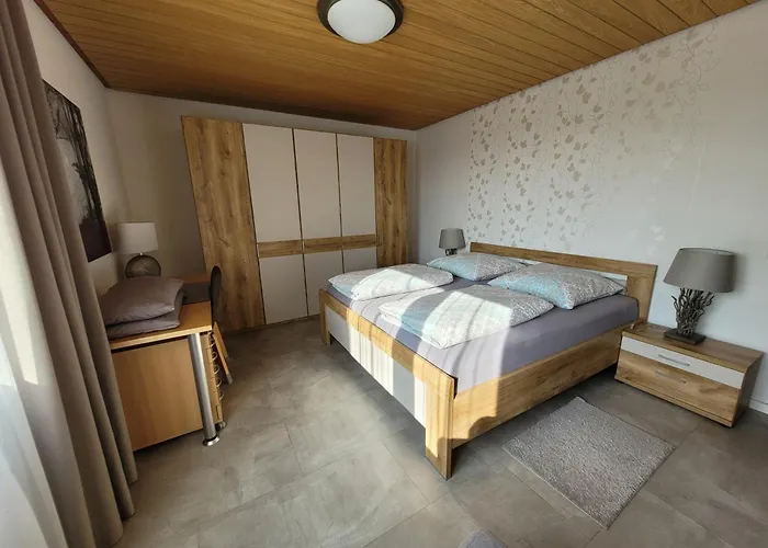 Komfort-ferienwohnung Auf Der Eulenburg Apartmán Grafengehaig