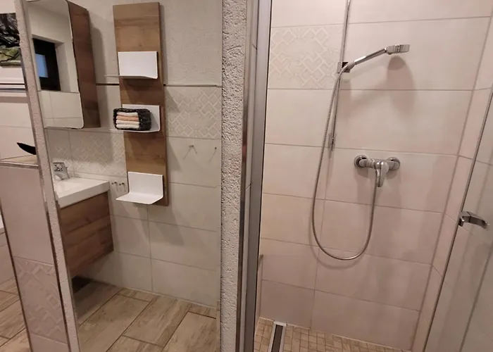 Komfort-ferienwohnung Auf Der Eulenburg Apartment *