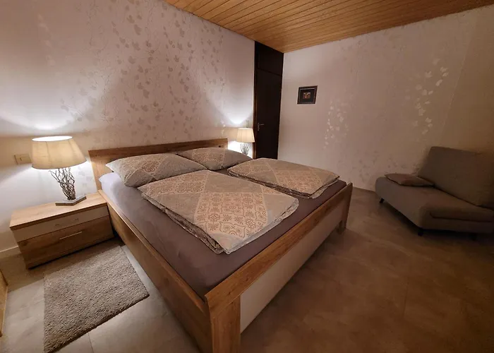 Komfort-ferienwohnung Auf Der Eulenburg Apartmán *