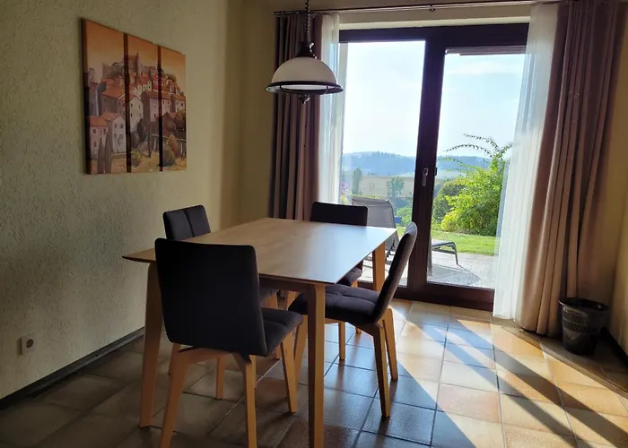 Komfort-ferienwohnung Auf Der Eulenburg Grafengehaig